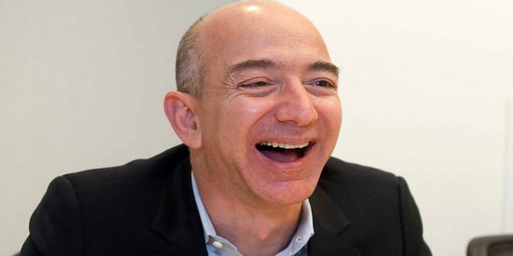 Jeff-Bezos-es-ahora-el-hombre-mas-rico-del-mundo