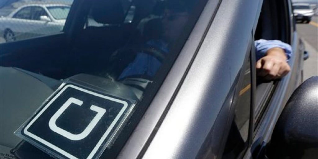La-Ciudad-de-Mexico-prohibe-los-servicios-de-transporte-colectivo-privado